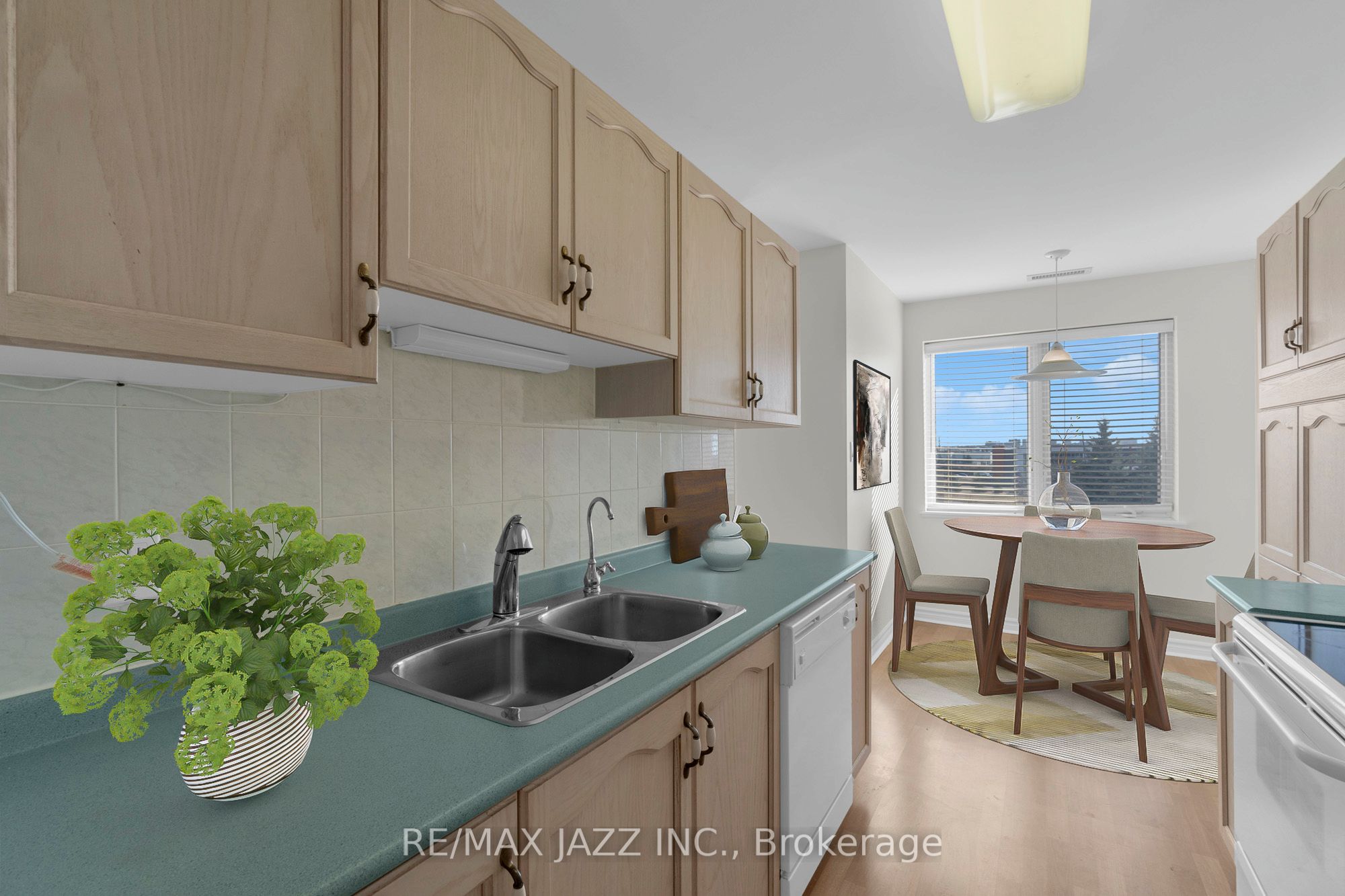 7 Dayspring Circle 304