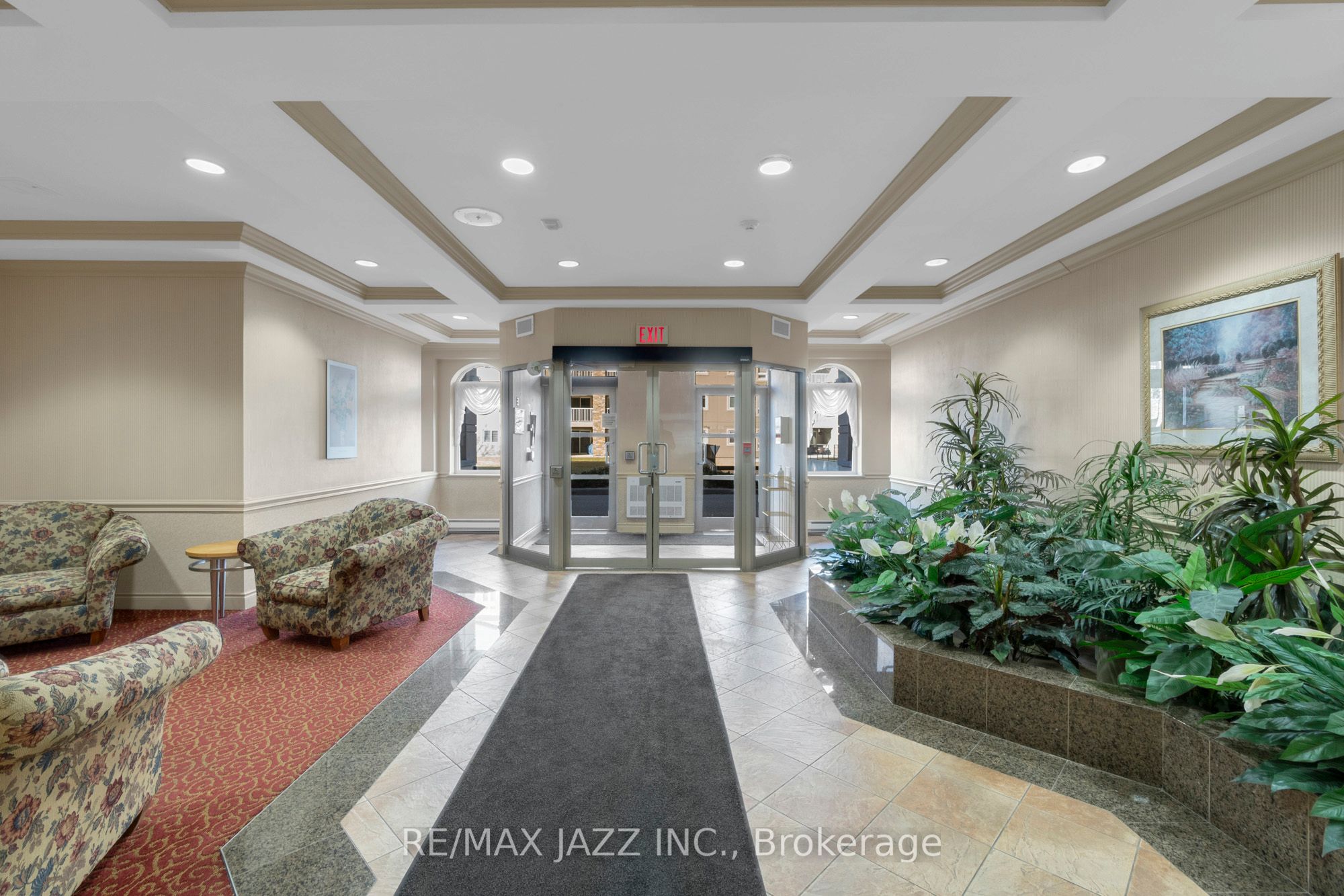 7 Dayspring Circle 304