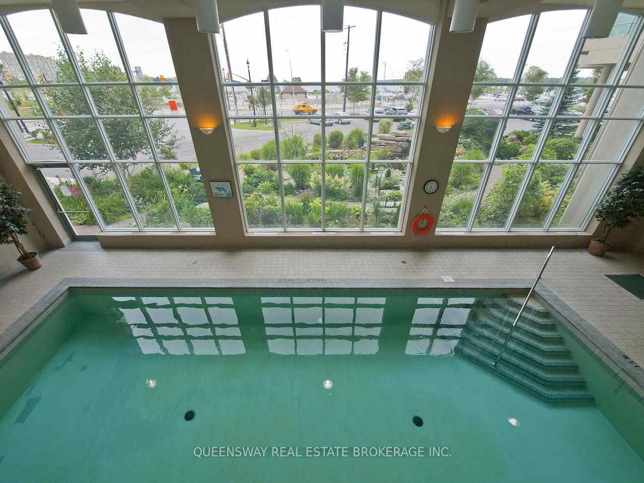 2289 Lakeshore Boulevard 129