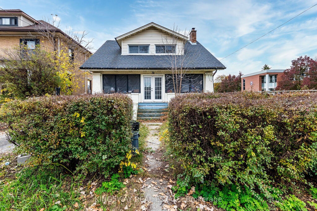 Photo of 74 Guelph Street, Halton Hills, ON L7G 3Z5 (MLS # W14134854)