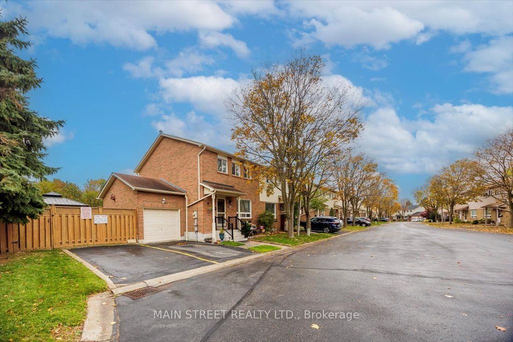 Photo of 15 1640 Nichol Avenue Avenue, Whitby, ON L1N 8P6 (MLS # E12516798)