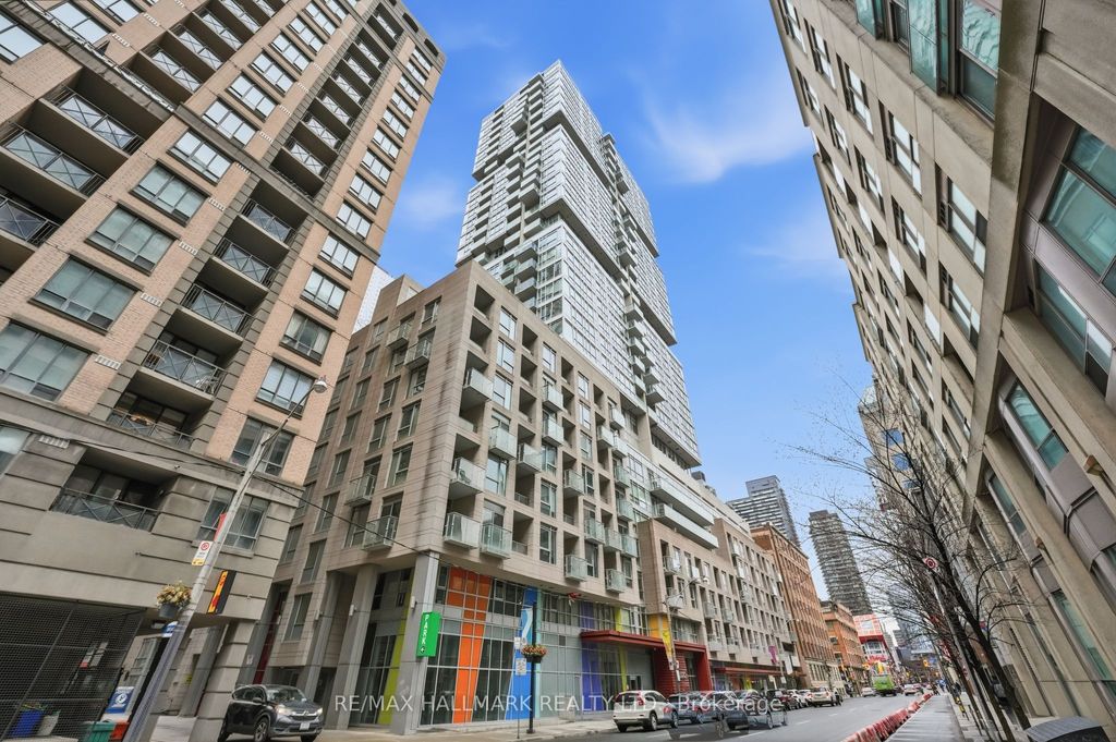 Photo of 199 Richmond Street W #PH101, Toronto, ON M5V 0H4 (MLS # C12967282)