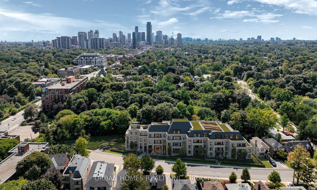 Photo of 33 Chatsworth Drive #204, Toronto, ON M4R 1R6 (MLS # C13829890)