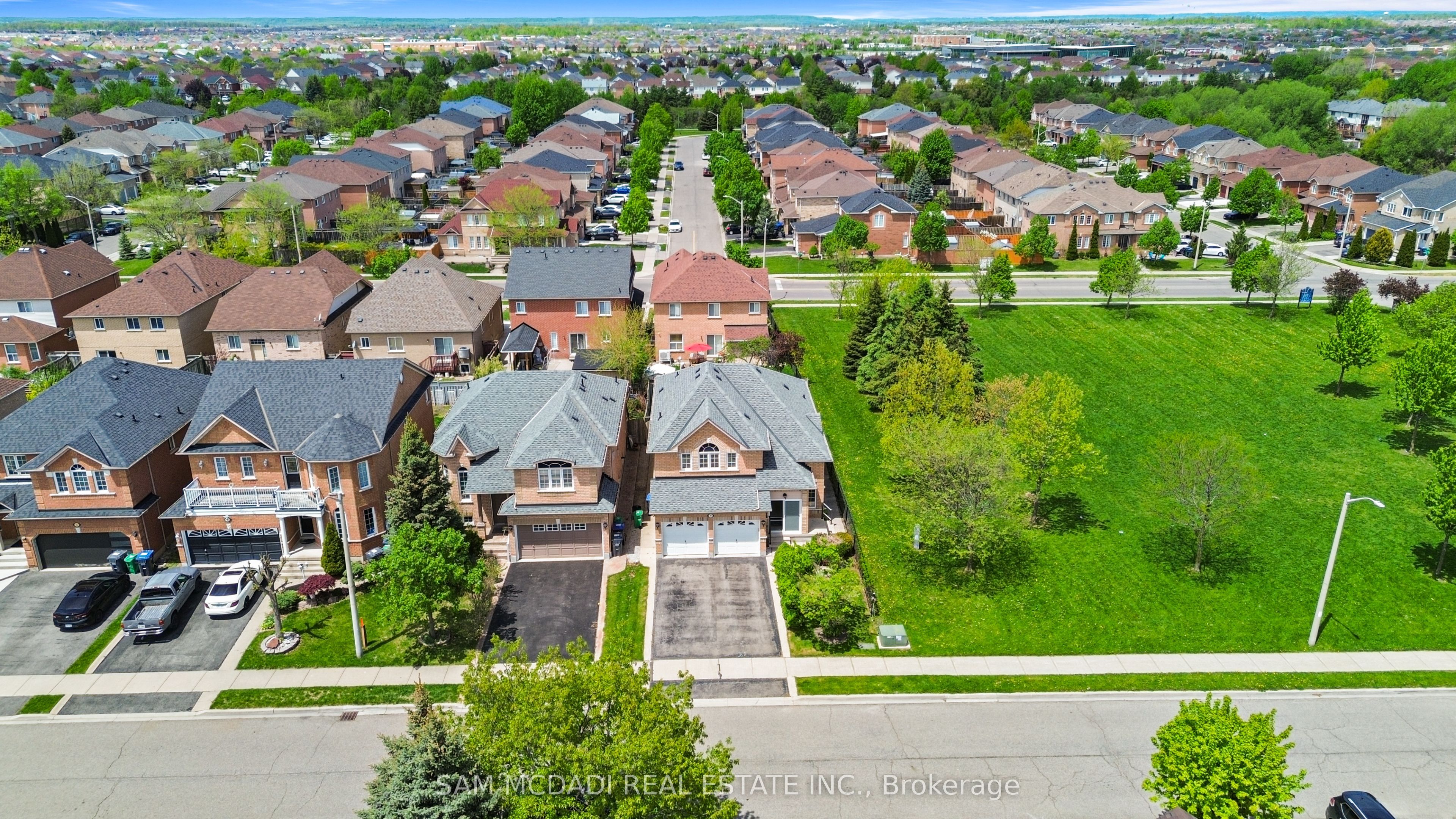 38 Maple Beach Crescent
