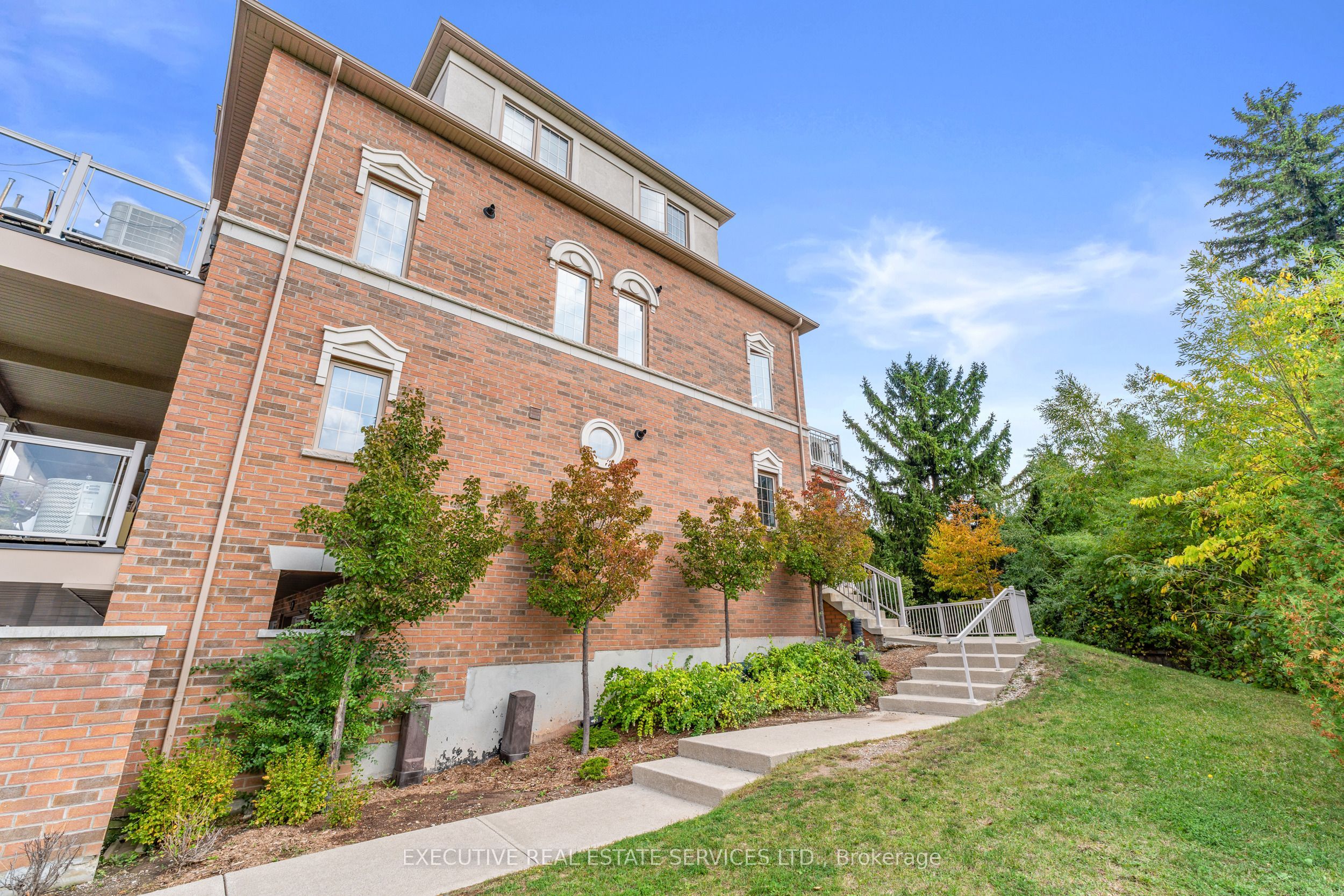 180 Howden Boulevard 79