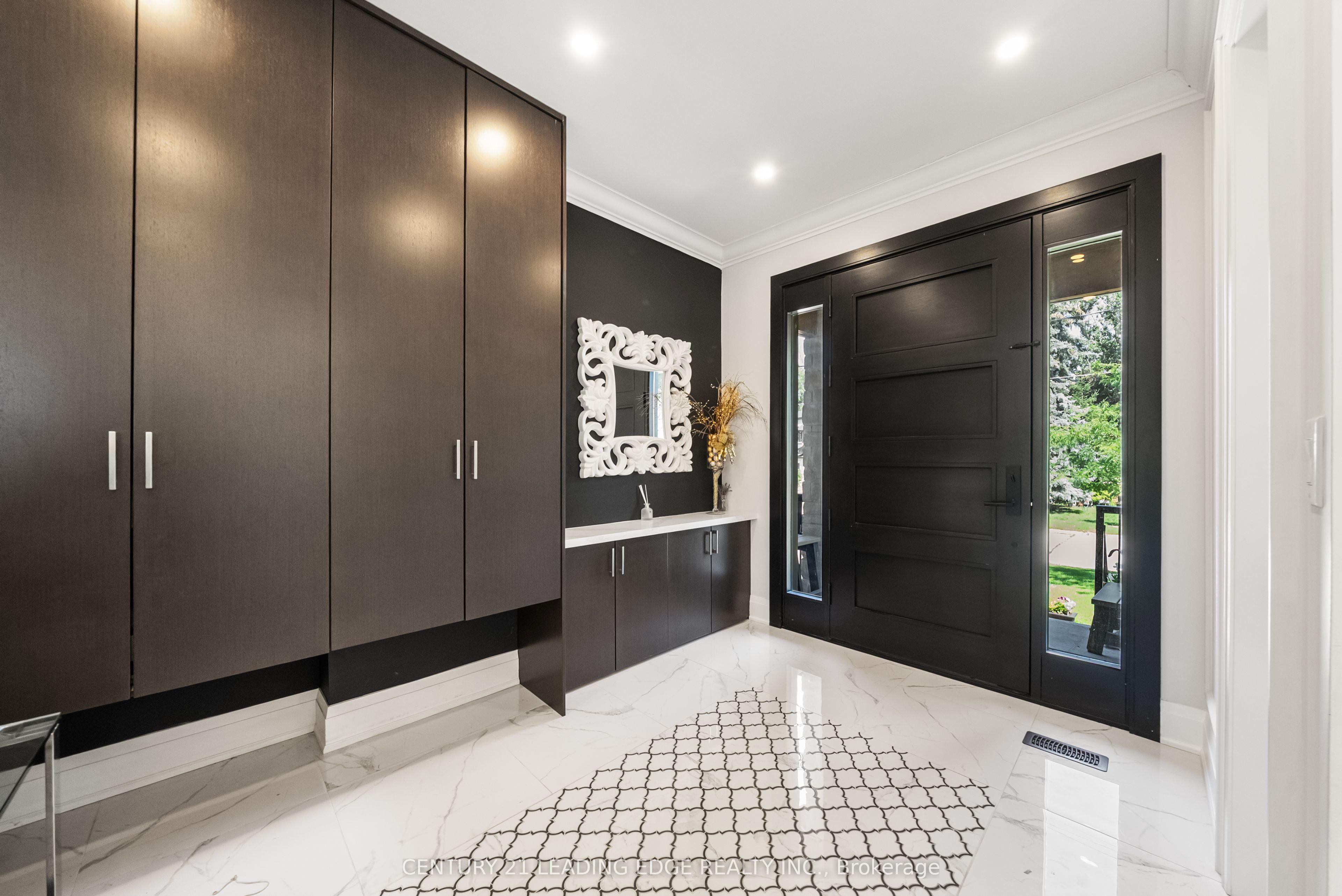 438 Brownfield Gardens
