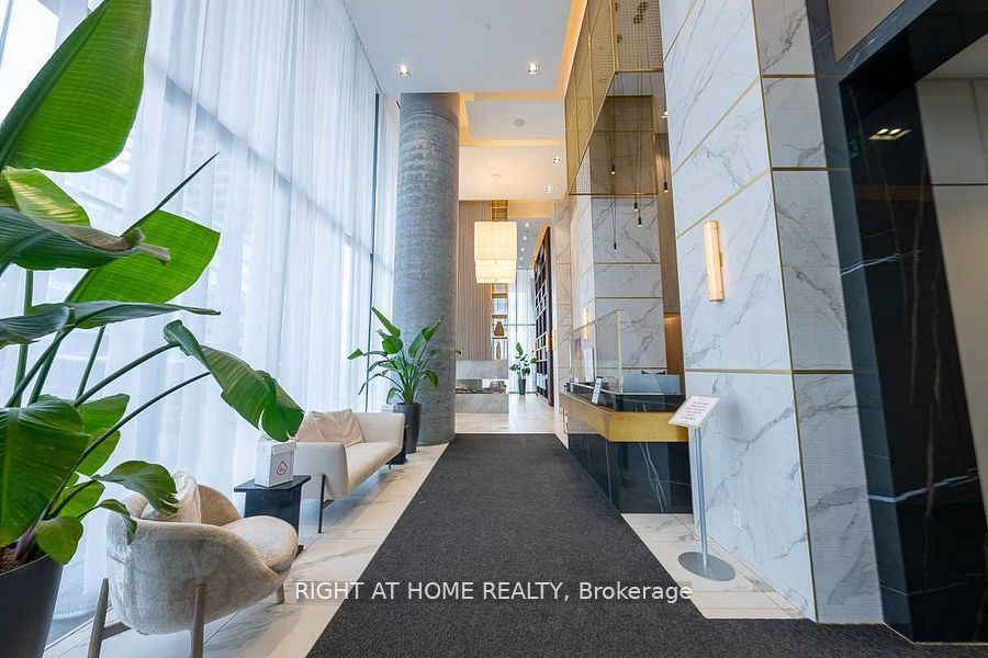 950 Portage Parkway 307