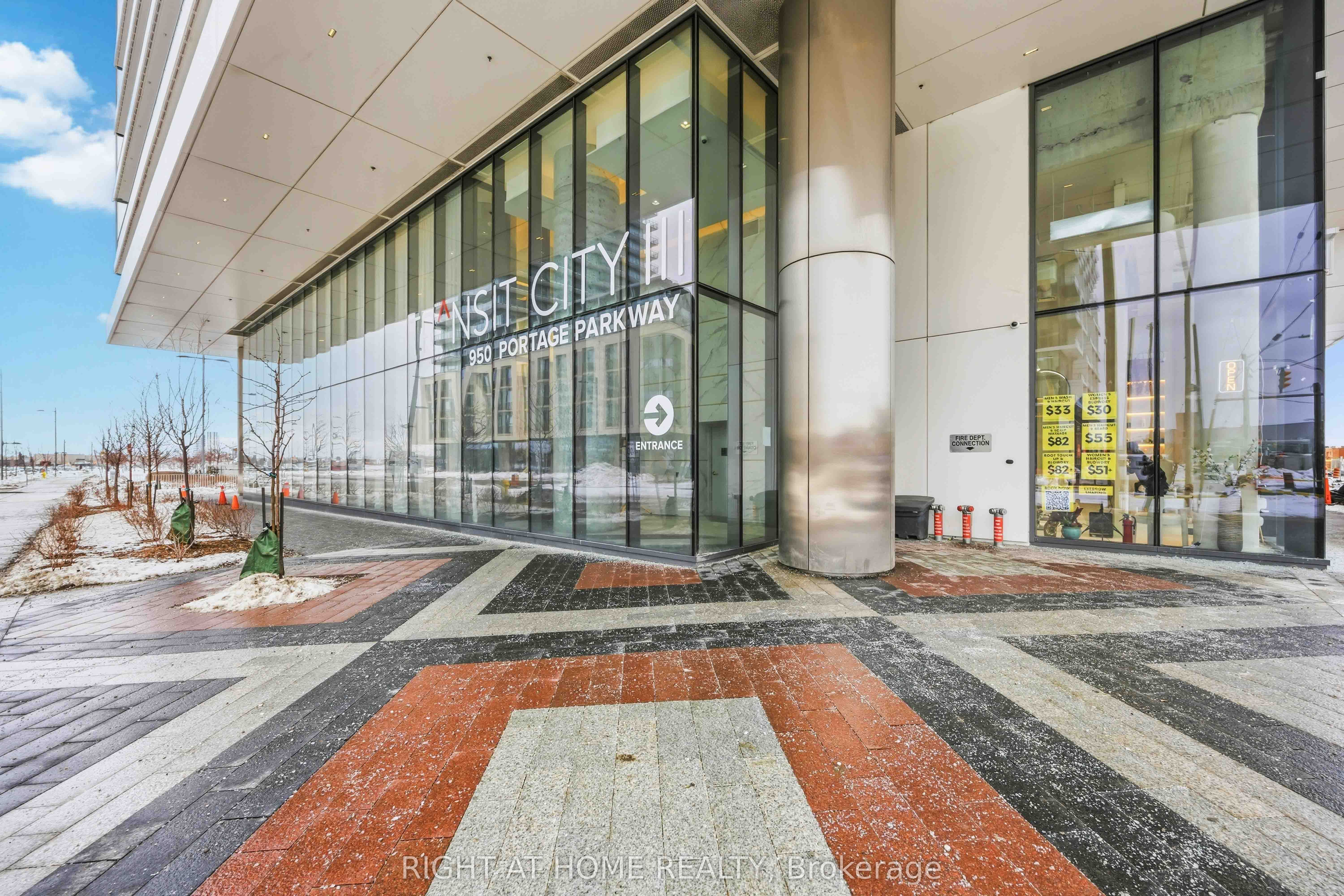 950 Portage Parkway 307