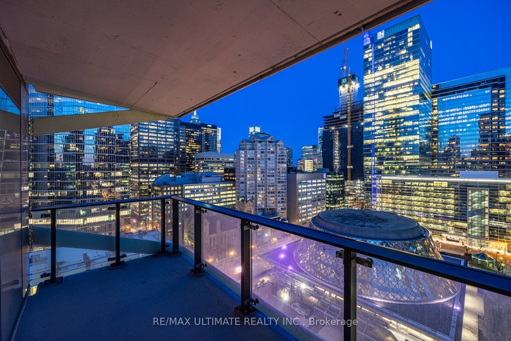 Photo of 224 King Street W #1504, Toronto, ON M5H 0A6 (MLS # C13681724)