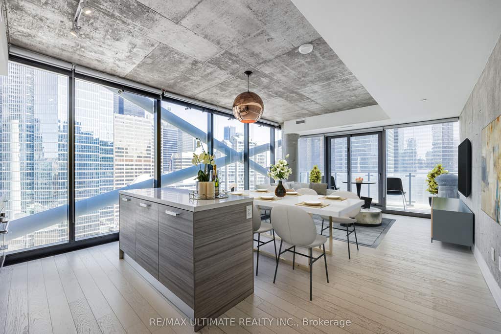 Photo of 224 King Street W #1504, Toronto, ON M5H 0A6 (MLS # C13681724)