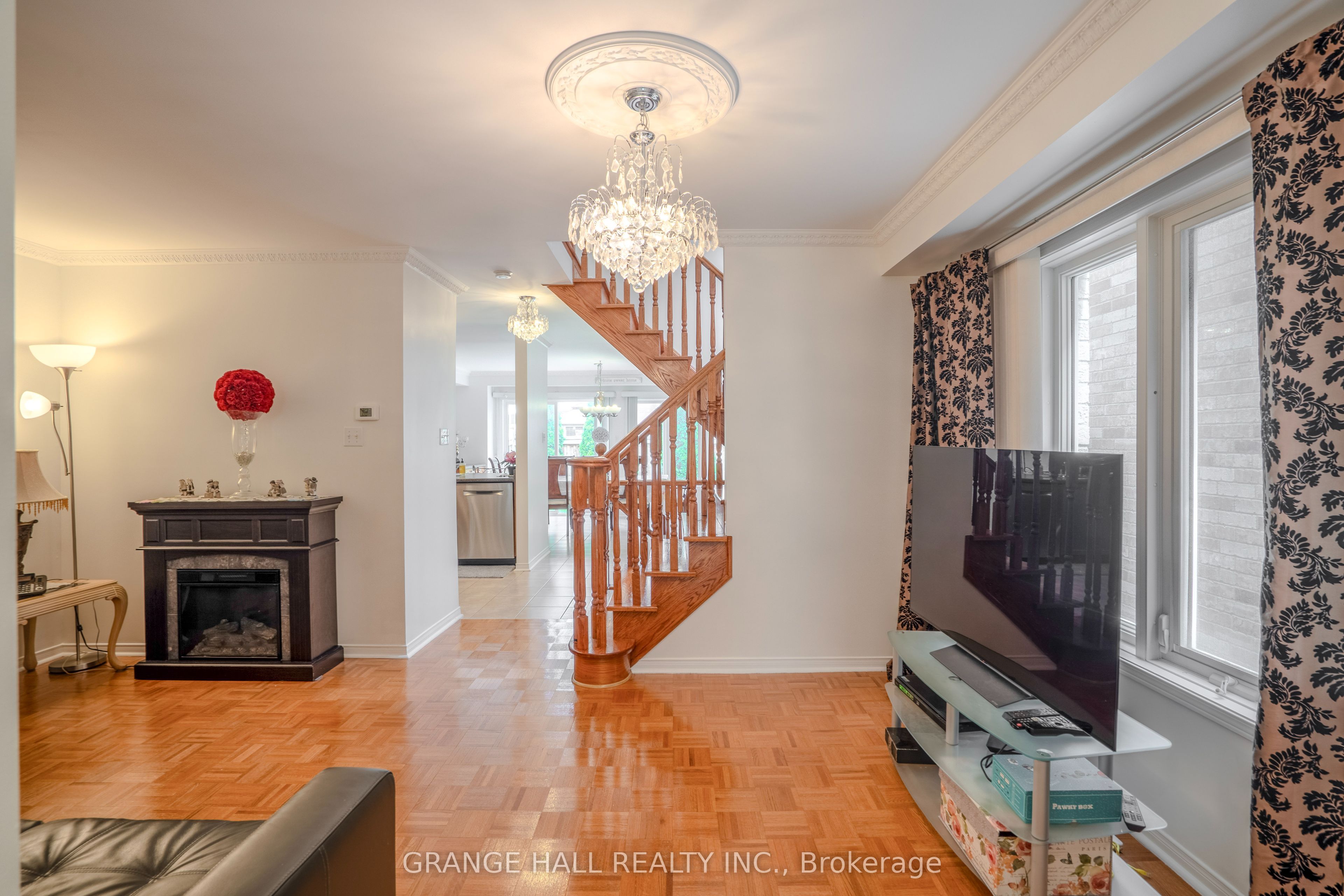102 Venice Gate Drive