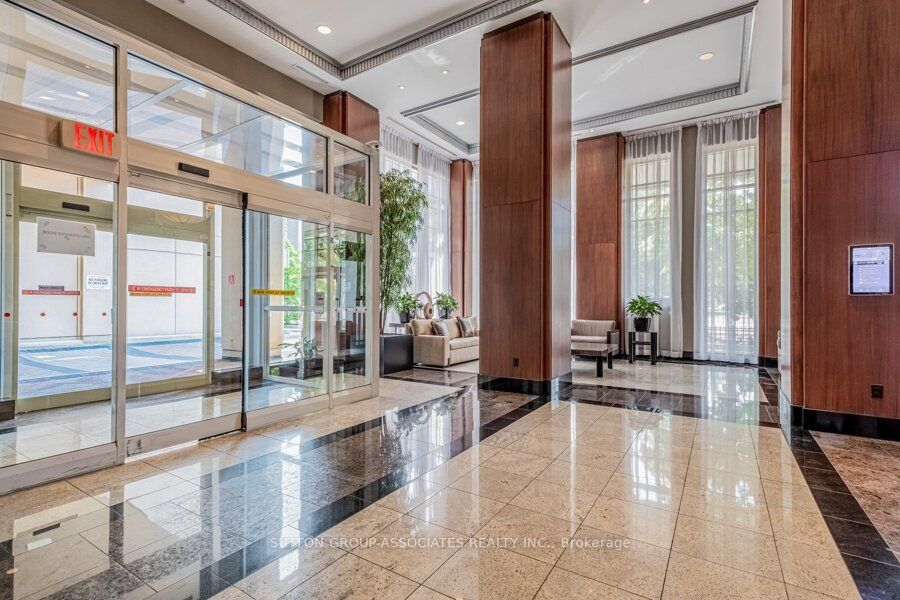 Photo of 628 Fleet Street #1603, Toronto, ON M5V 1A8 (MLS # C13760734)