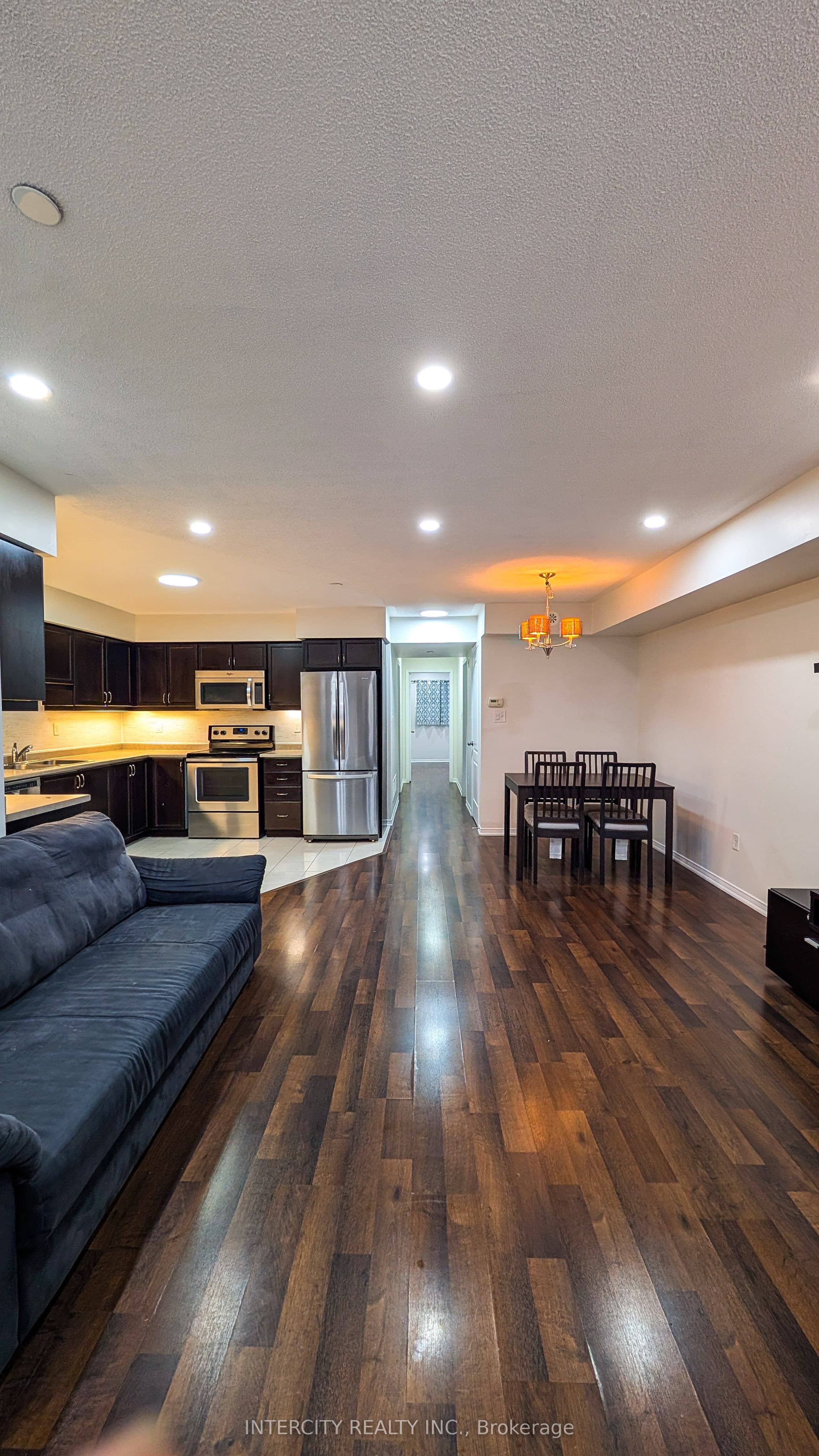 51 Hays Boulevard 5