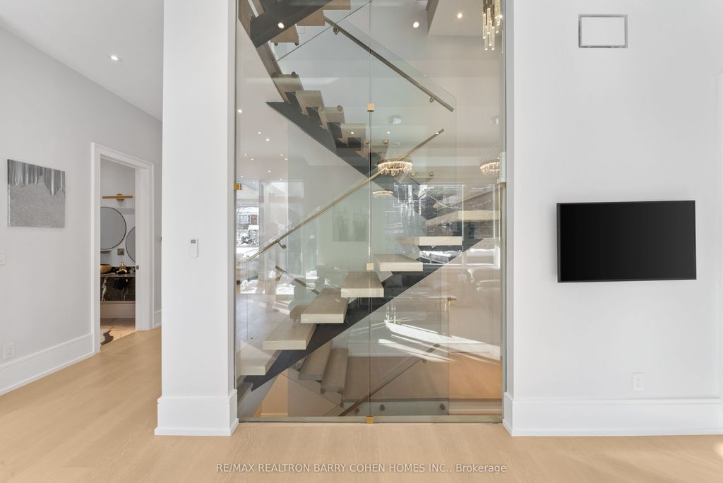 Photo of 615 Briar Hill Avenue, Toronto, ON M5N 1N4 (MLS # C12748036)