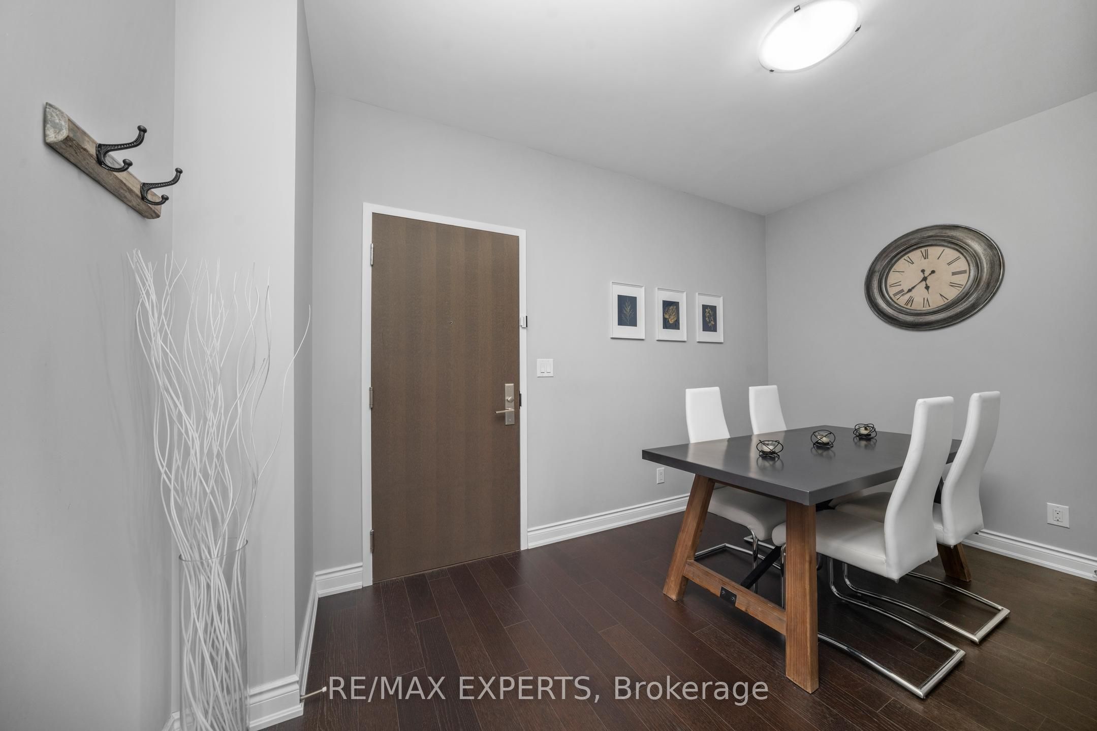 86 Woodbridge Avenue 328