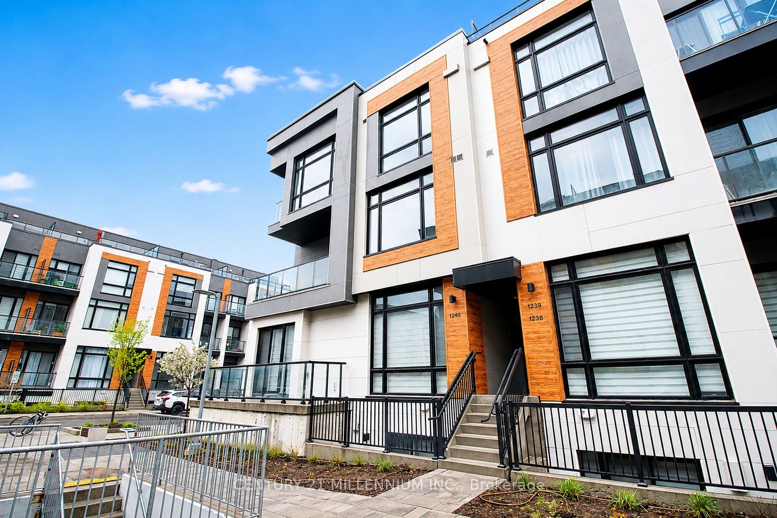 10 David Eyer Road 1240