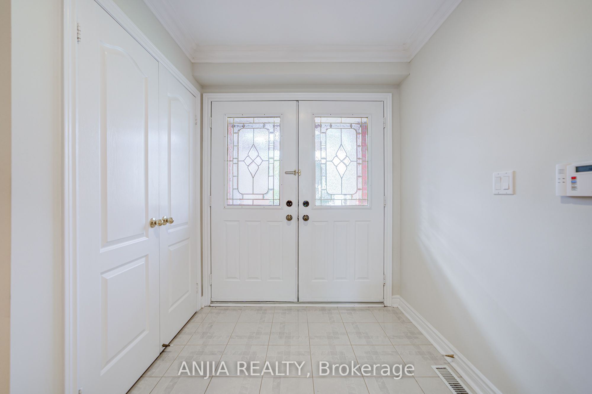 32 Turnberry Crescent