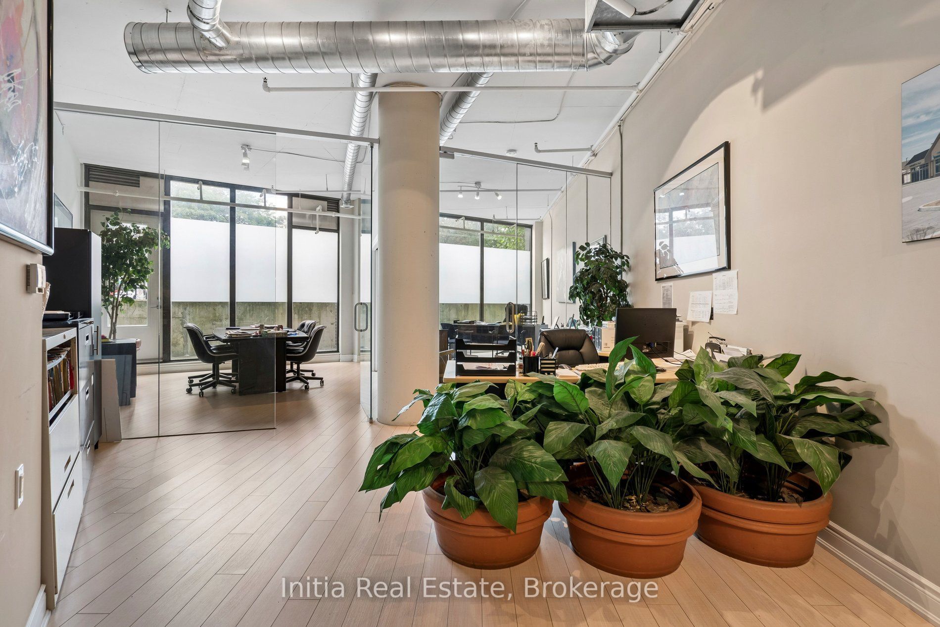 321 Carlaw Avenue 113