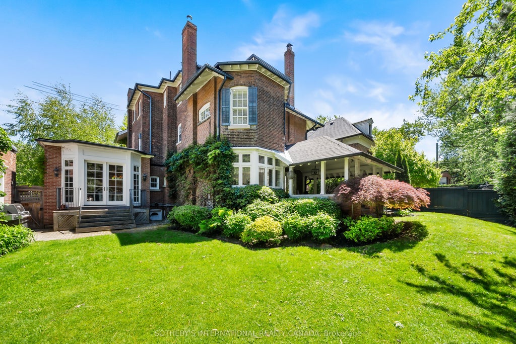 Photo of 236 Poplar Plains Road, Toronto, ON M4V 2N7 (MLS # C13658168)