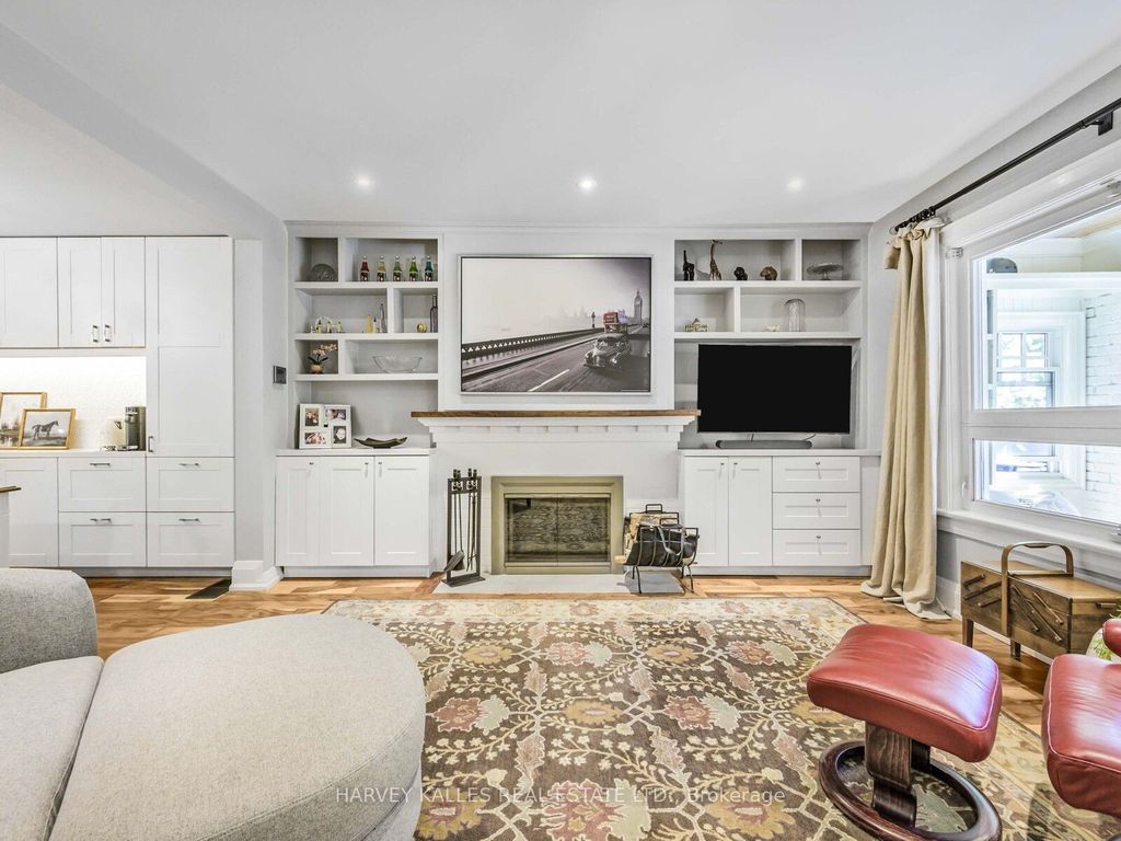 Photo of 116 Pinewood Avenue, Toronto, ON M6C 2V3 (MLS # C12431636)