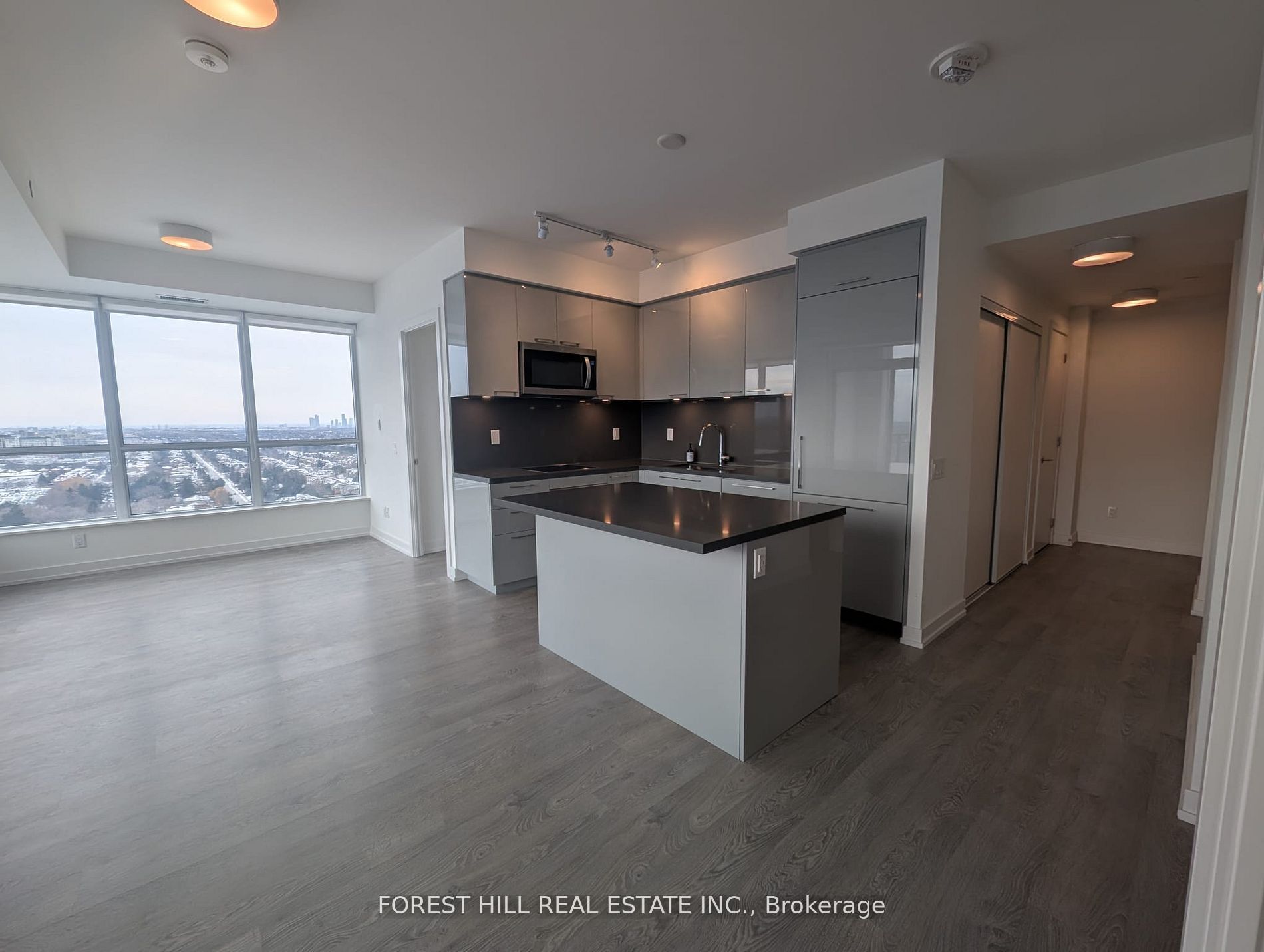 1 Grandview Avenue 2208