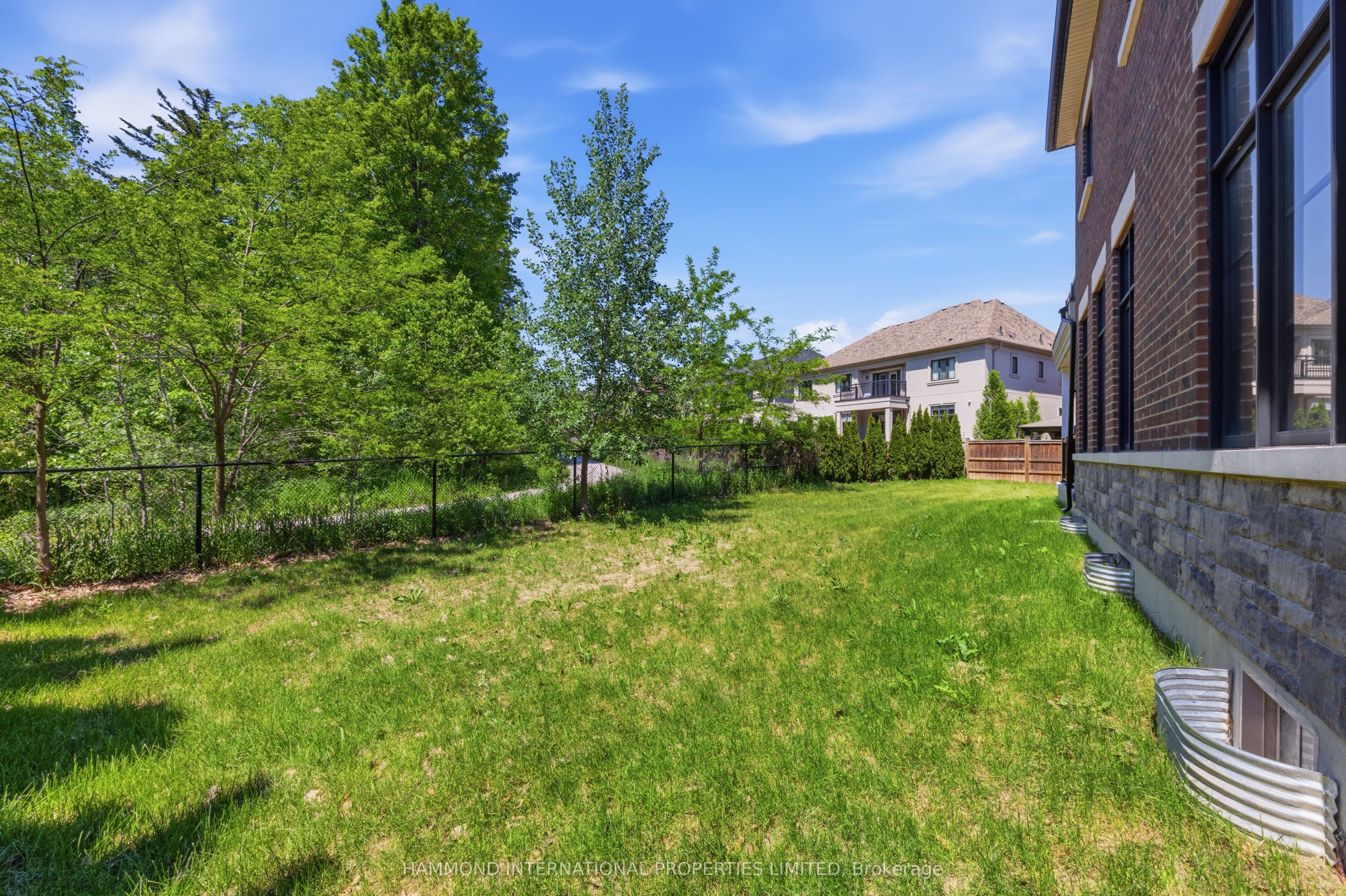 28 LITTLE CELESTE Court