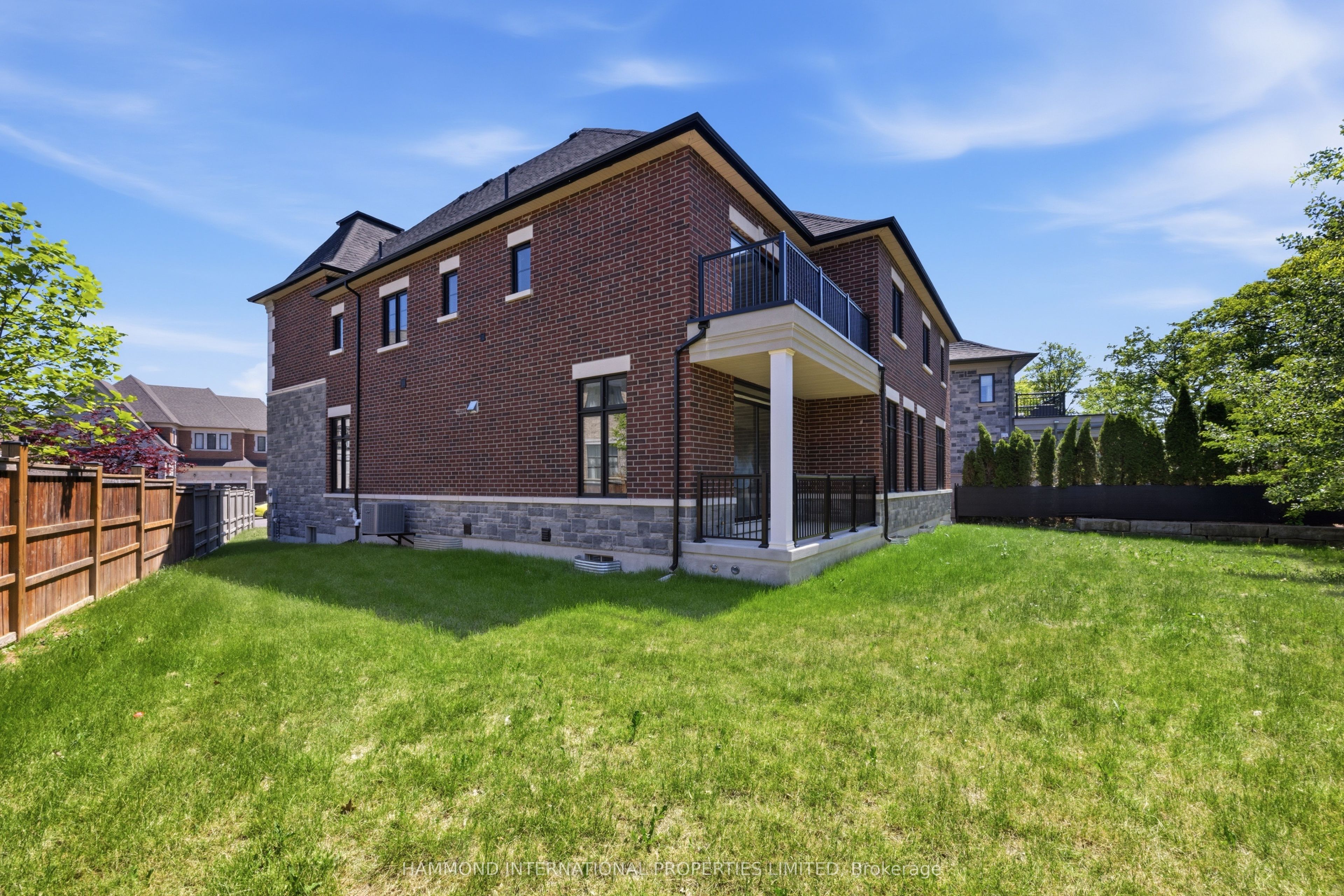 28 LITTLE CELESTE Court