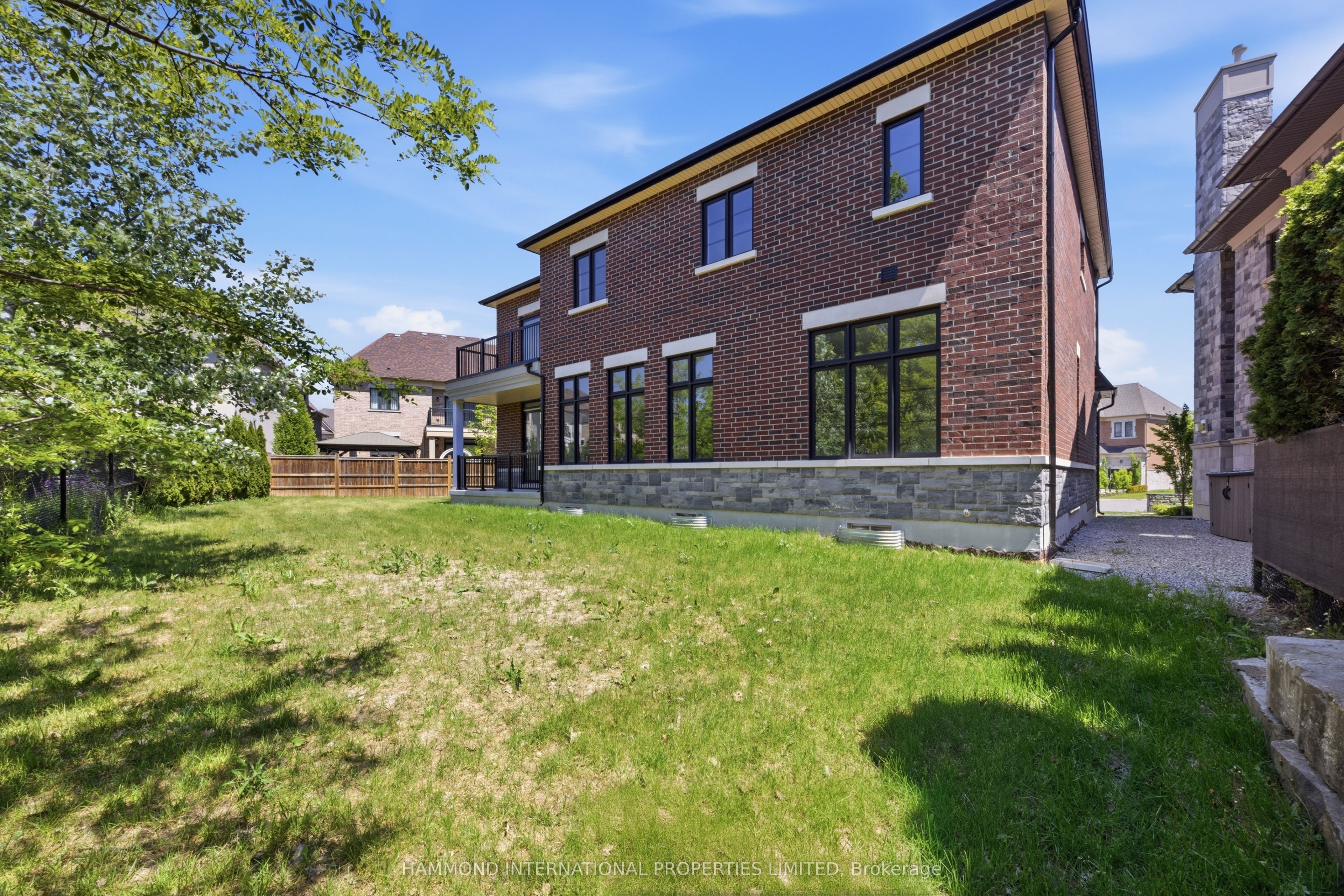 28 LITTLE CELESTE Court