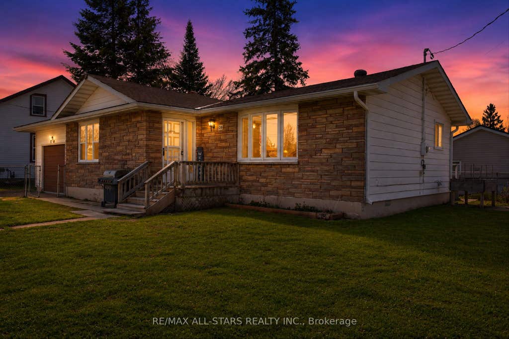 Photo of 38 Elliot Street, Kawartha Lakes, ON K0M 1N0 (MLS # X13132096)