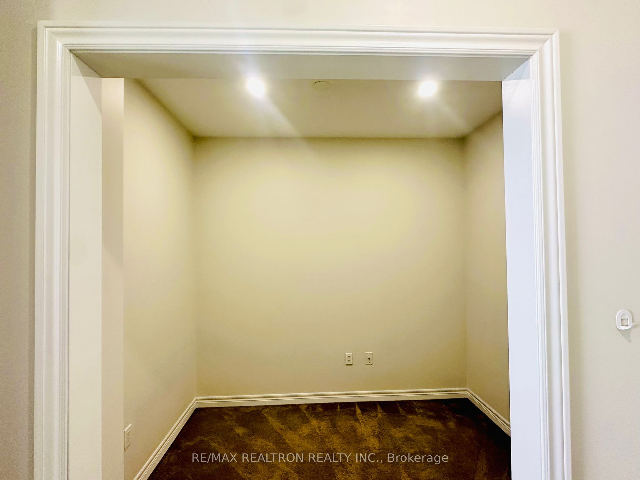 7325 Markham Road 112