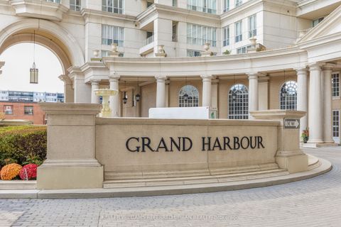 2287 Lake Shore Boulevard 906 Toronto ON M8V 3Y1