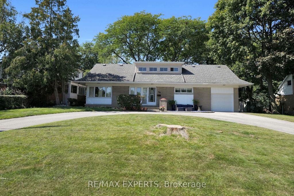 Photo of 20 Havenridge Drive, Toronto, ON M9P 3M4 (MLS # W12384355)