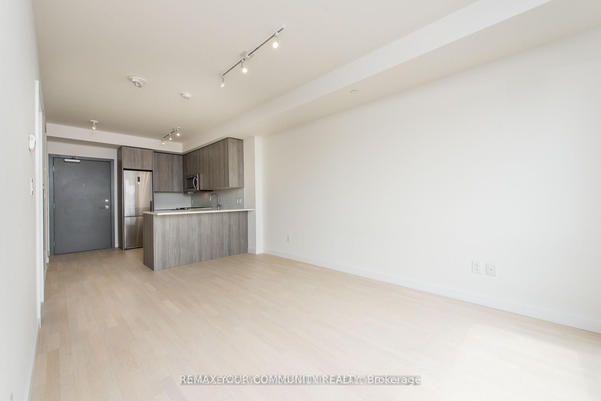 246 Logan Avenue 502