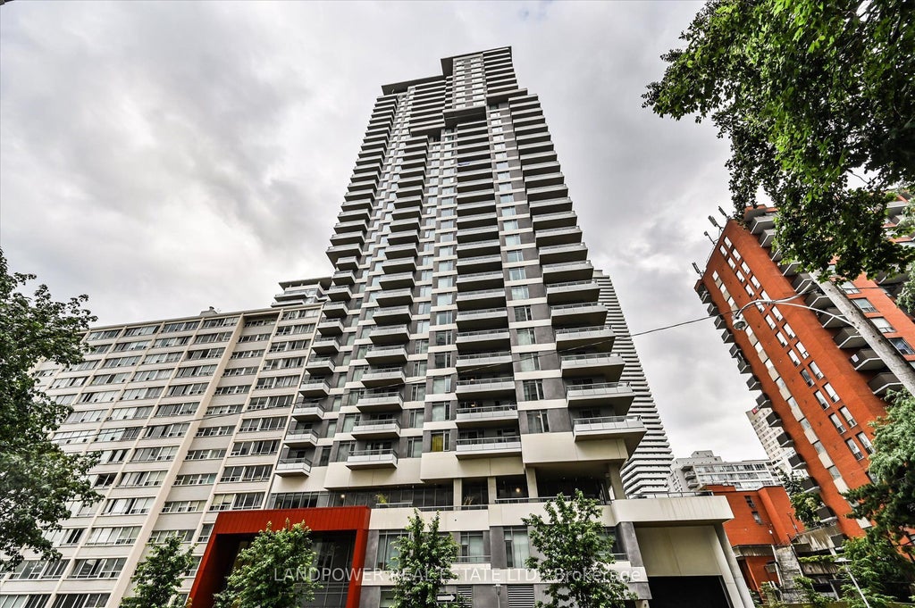 Photo of 50 Dunfield Avenue #1916, Toronto, ON M4S 0E4 (MLS # C13551082)
