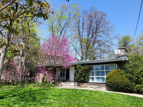2441 Old Carriage Road Mississauga ON L5C 1Y6