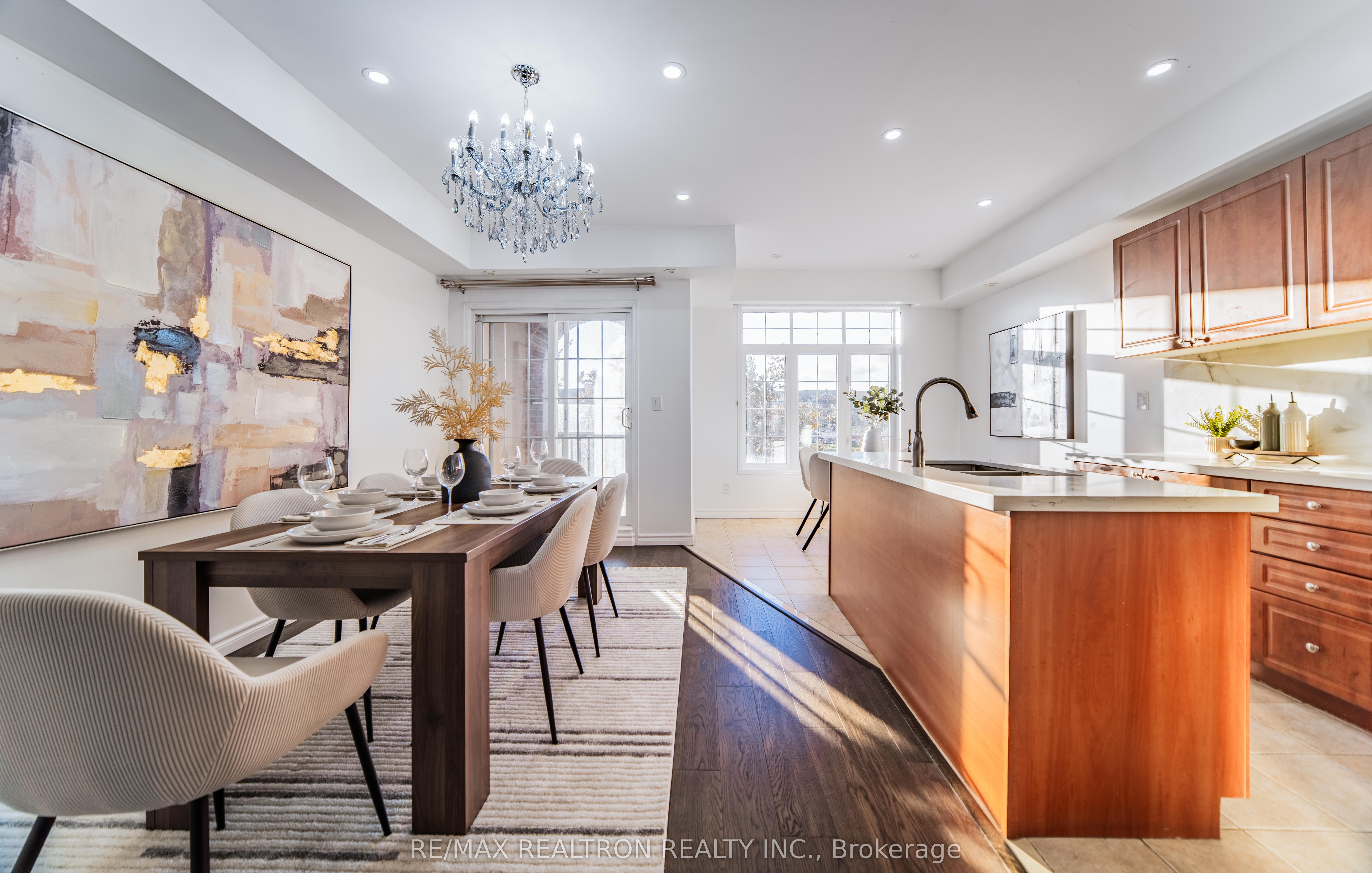 50 Greensborough Villag Circle 22