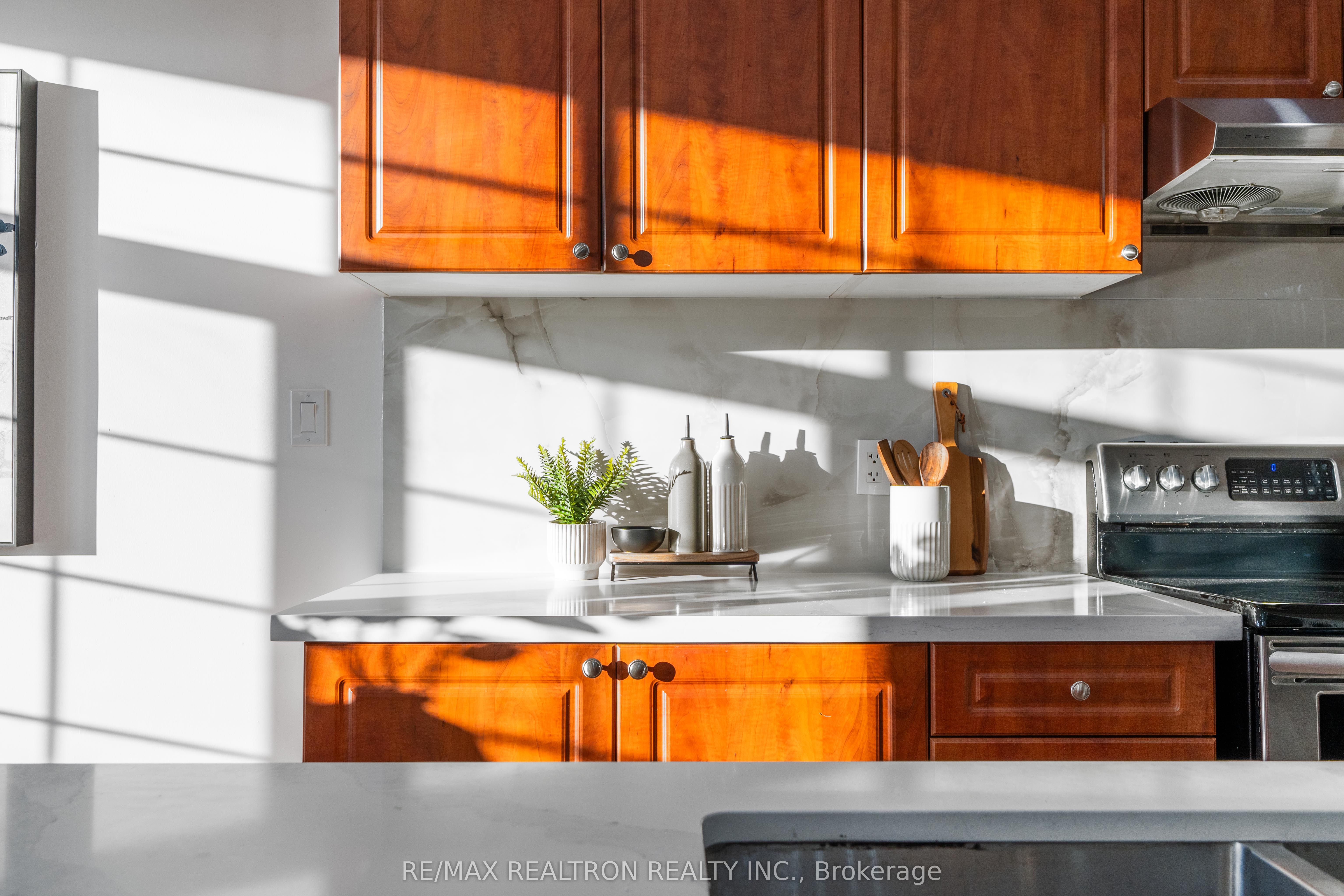 50 Greensborough Villag Circle 22