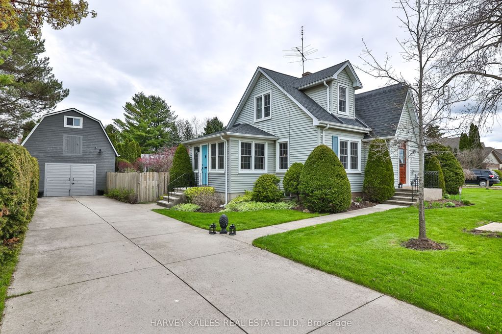Photo of 179 Niagara Street, Niagara-on-the-Lake, ON L0S 1J0 (MLS # X13104692)