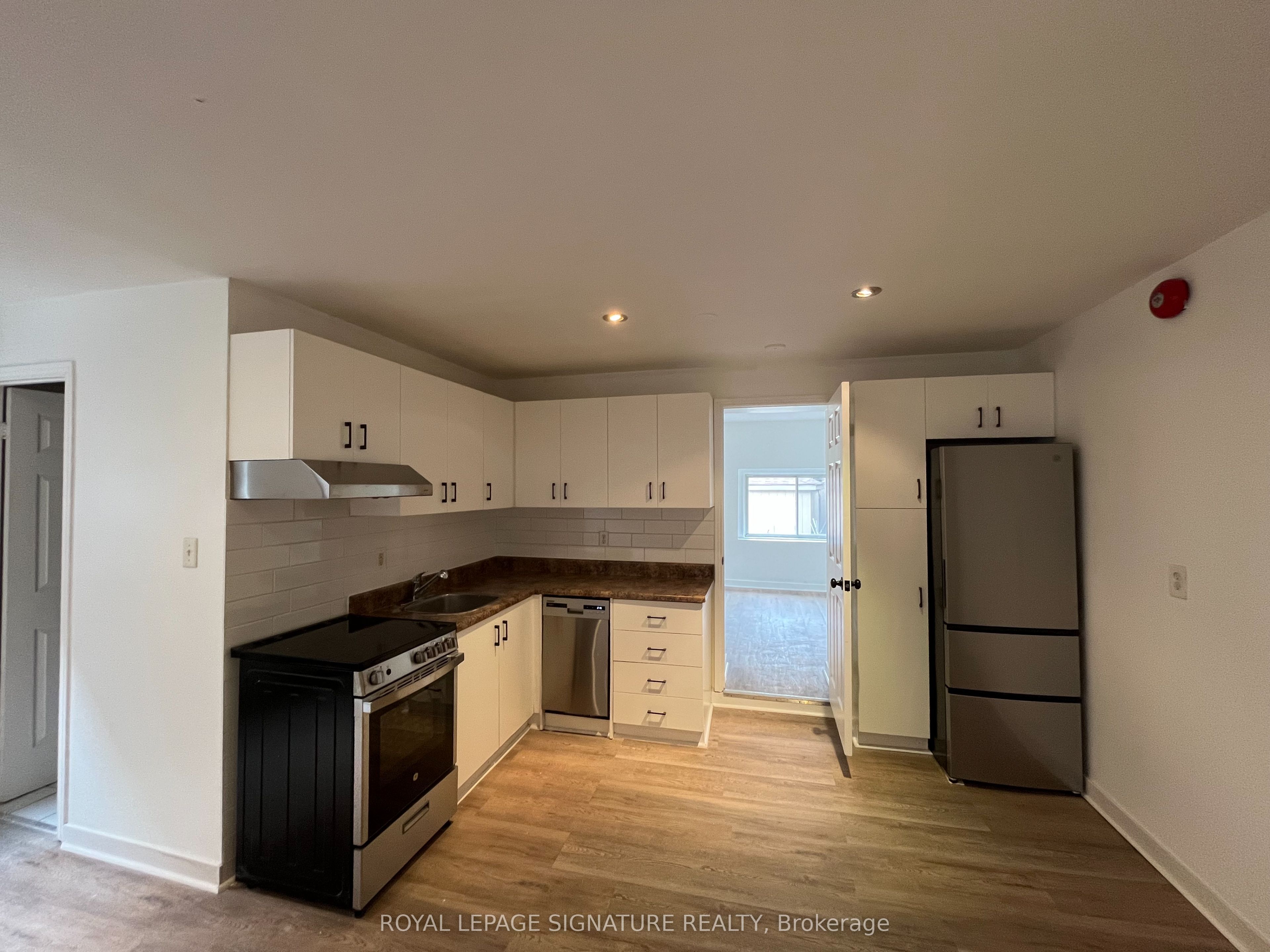 557 Markham Street 102