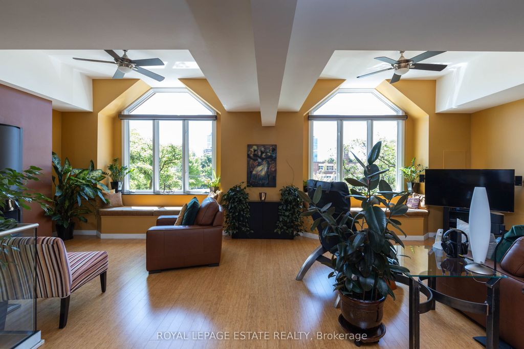 Photo of 432 Queen Street E, Toronto, ON M5A 1T4 (MLS # C12880166)