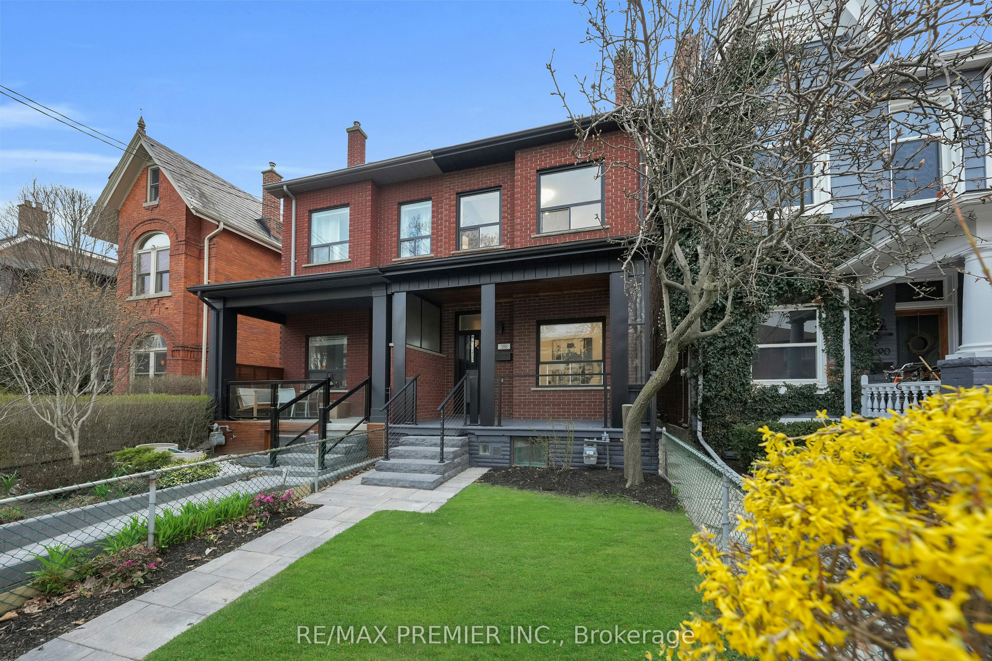 388 Crawford Street
