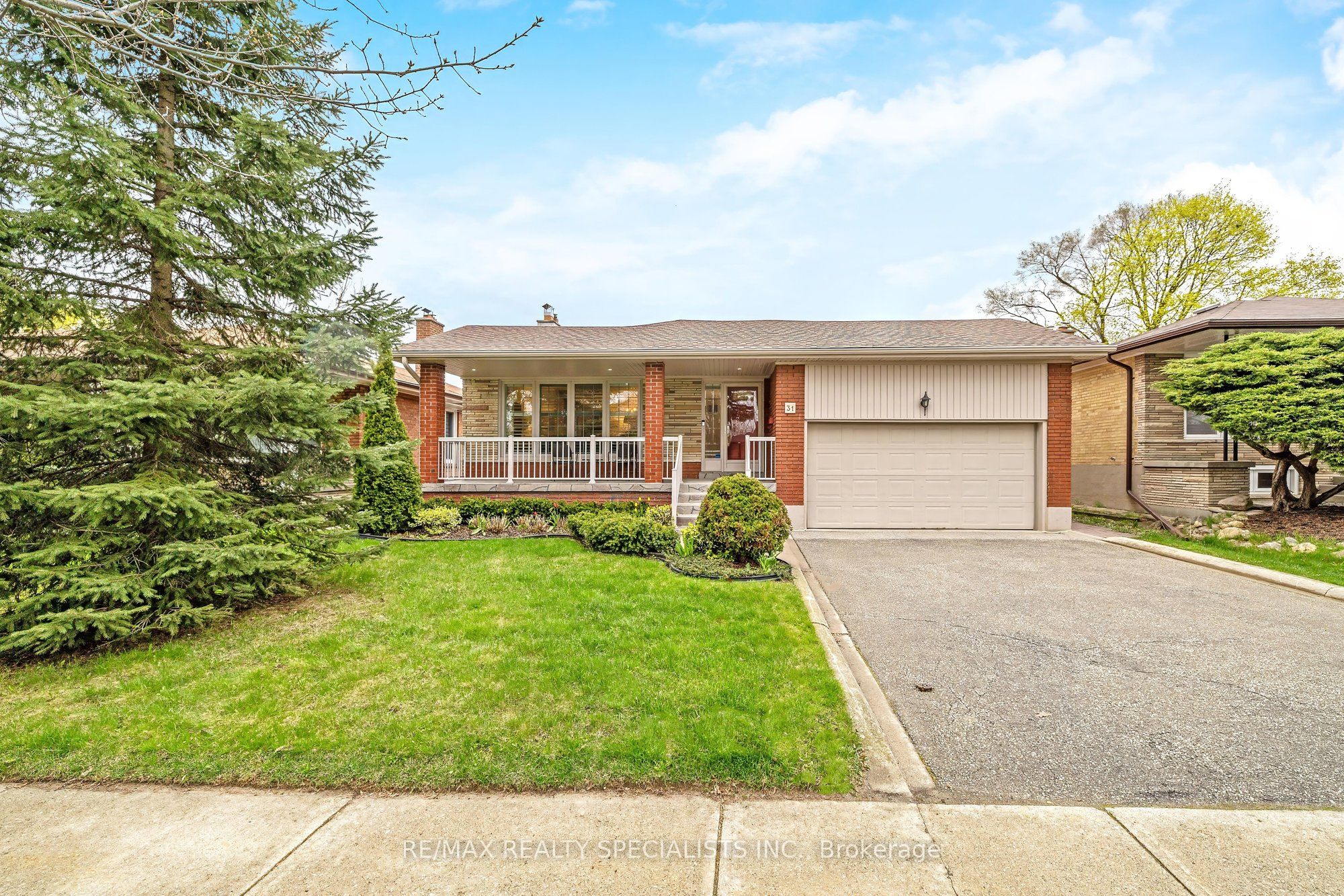 31 Woodpark Road