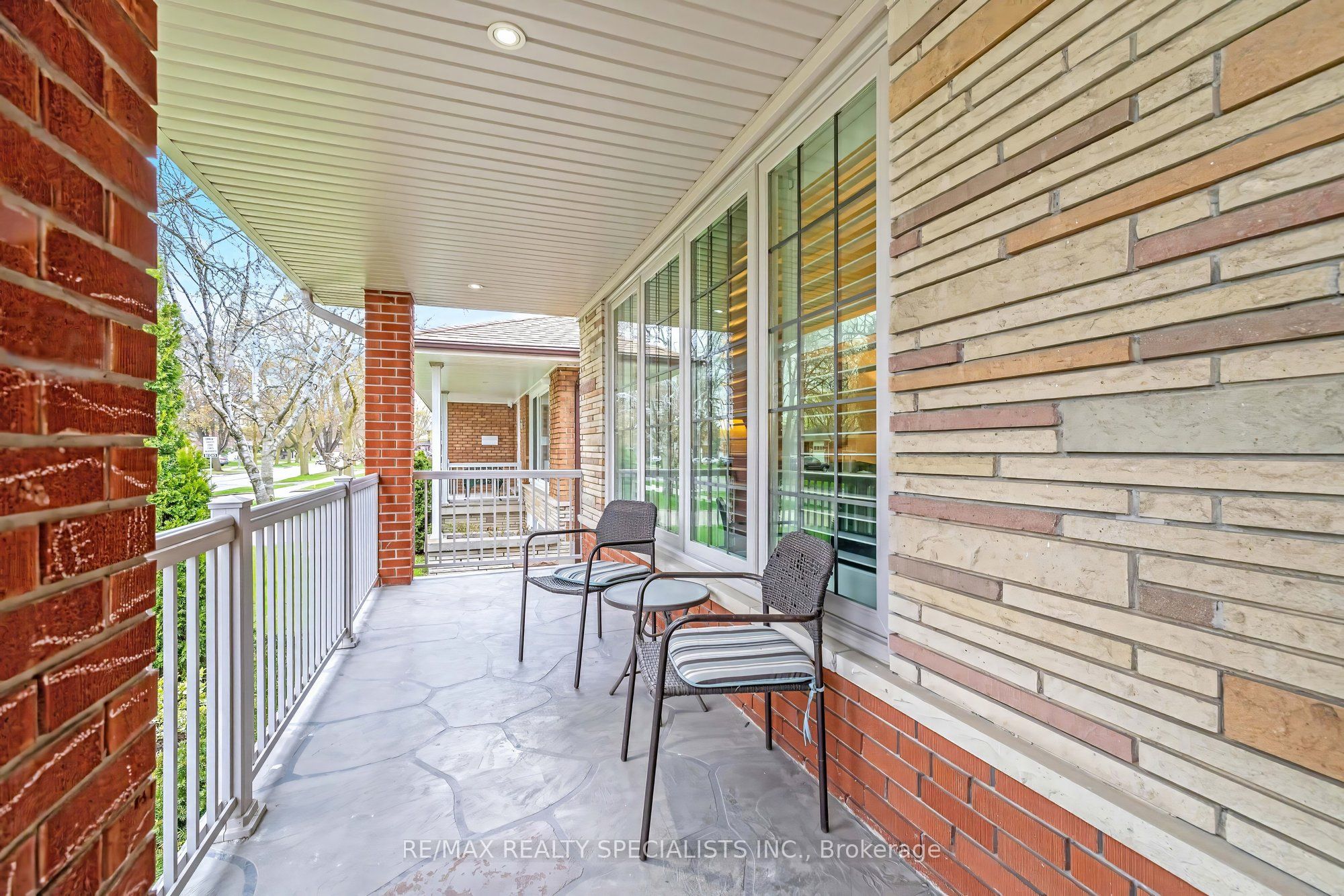 31 Woodpark Road