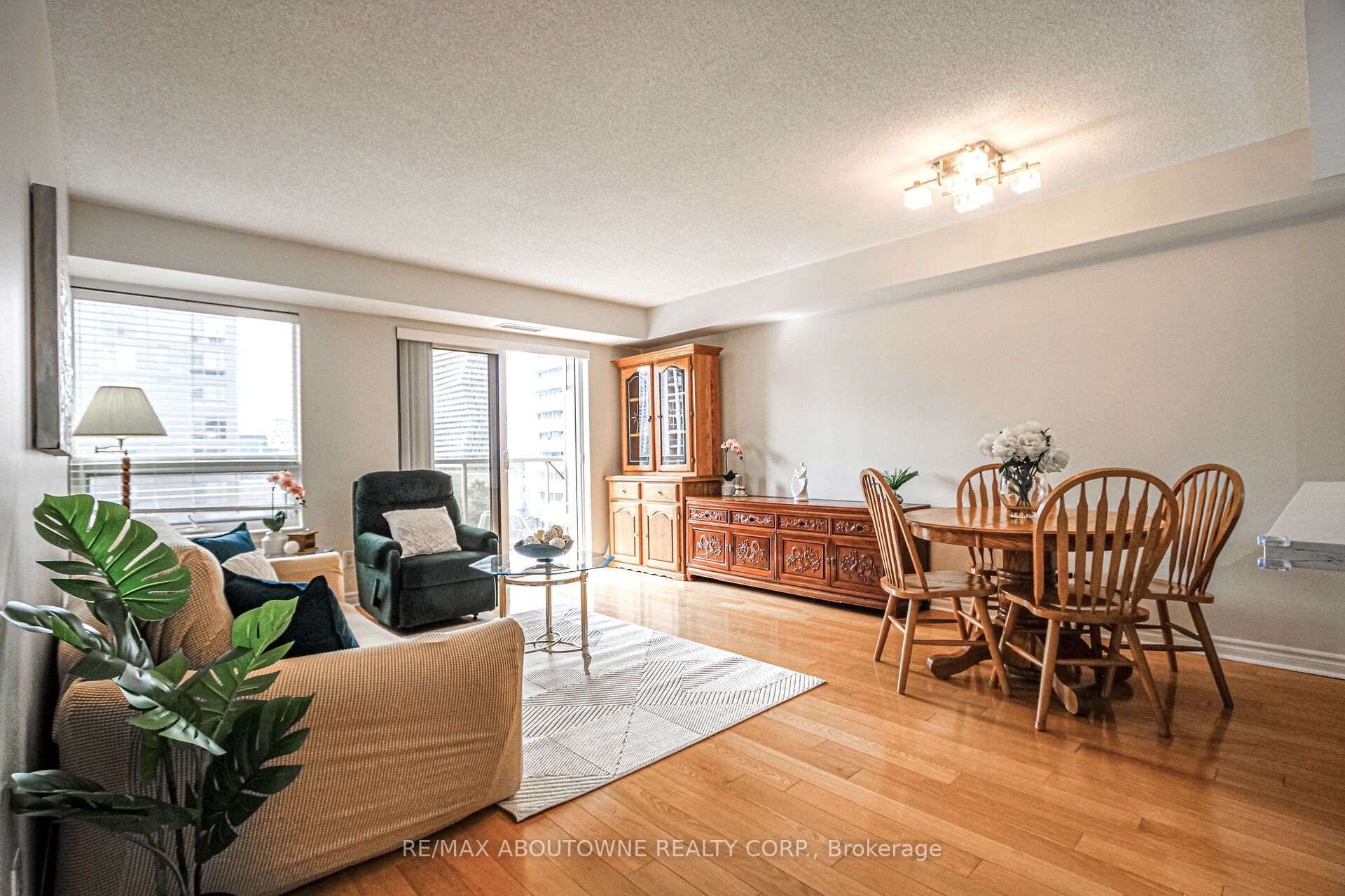 350 Princess Royal Drive 1002