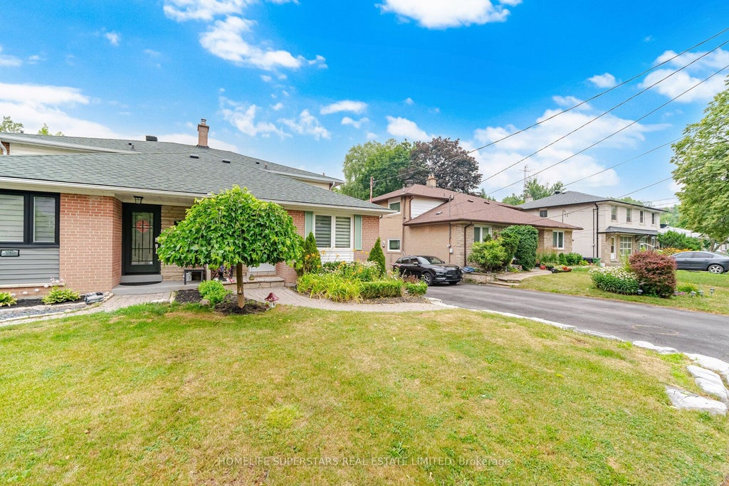 Photo of 334 Woodsworth Road, Toronto, ON M2L 2T6 (MLS # C13766956)