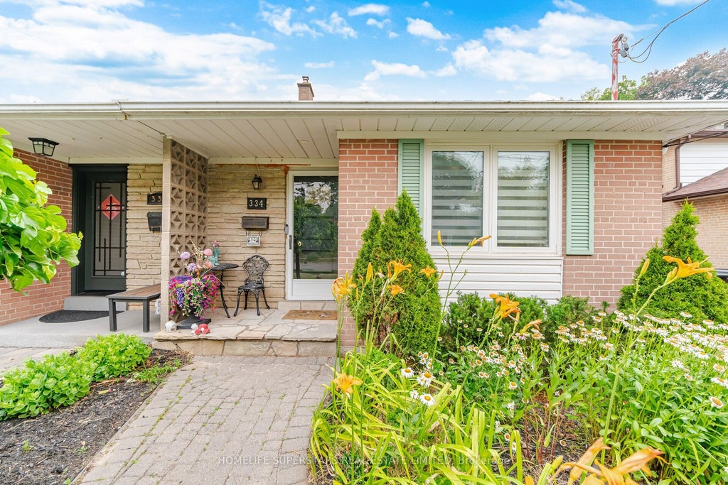 Photo of 334 Woodsworth Road, Toronto, ON M2L 2T6 (MLS # C13766956)