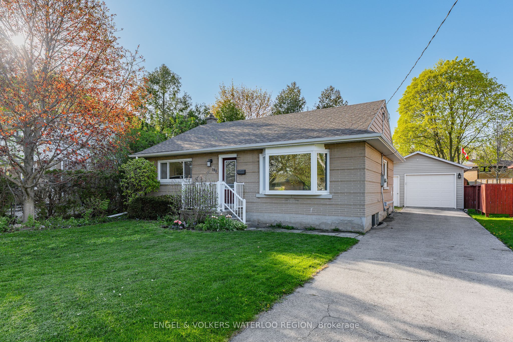180 Murdock Avenue