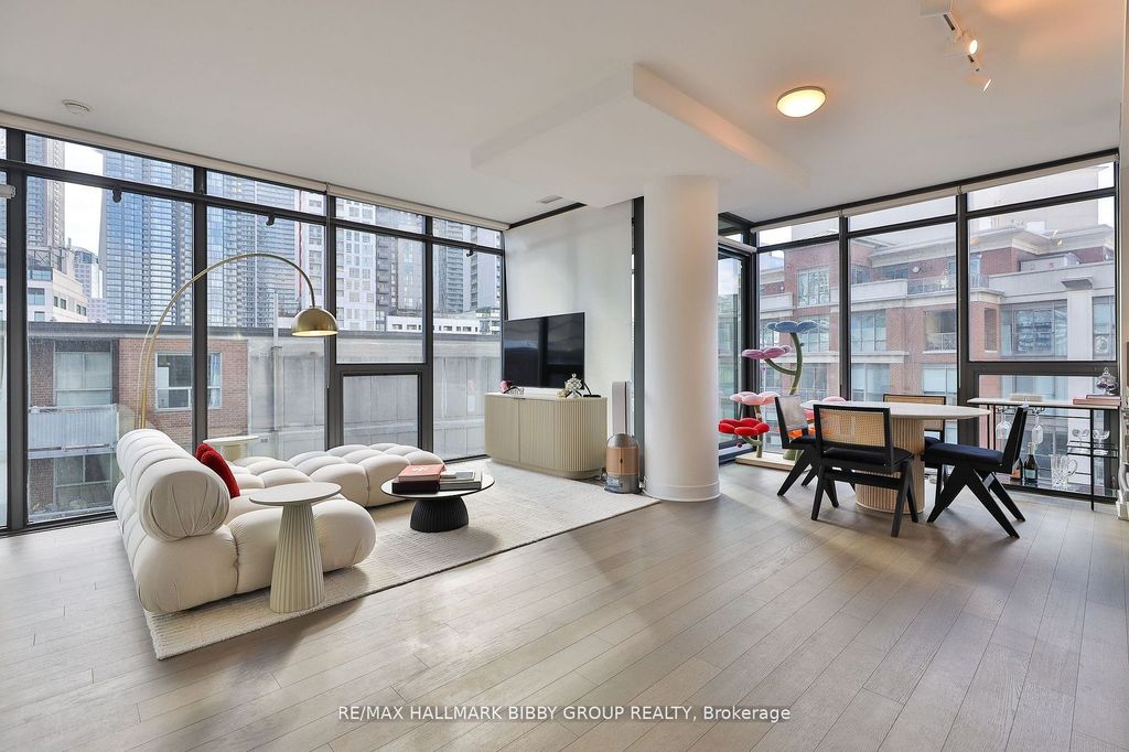 Photo of 15 Beverley Street #710, Toronto, ON M5T 1X8 (MLS # C12880062)