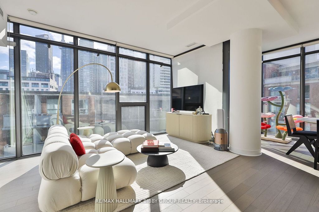 Photo of 15 Beverley Street #710, Toronto, ON M5T 1X8 (MLS # C12880062)