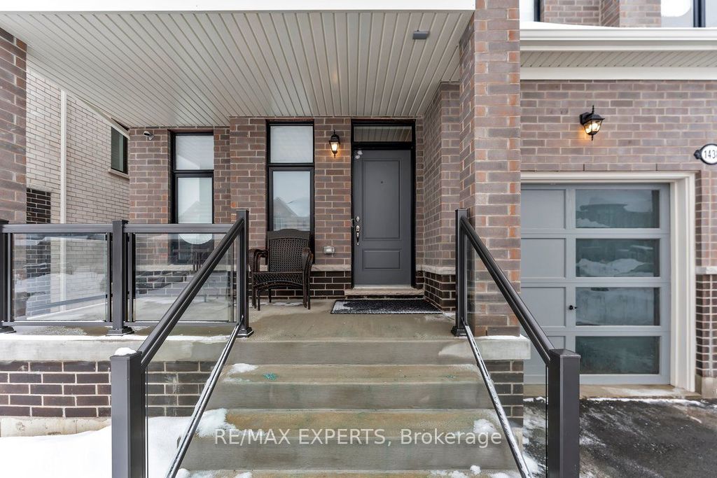 Photo of 1438 Davis Loop, Innisfil, ON L0L 1W0 (MLS # N12704938)